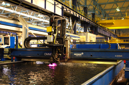 Балтийский завод обработает металл для буровой платформы