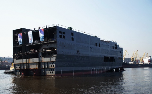 ДВКД «ВЛАДИВОСТОК» СПУЩЕН НА ВОДУ