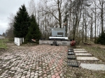 Работники Балтийского завода ОСК провели благоустройство мемориала воинам-ополченцам предприятия