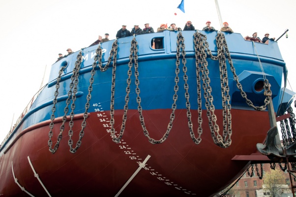 27 апреля 2012 года спущено на воду третье судно серии из четырех несамоходных нефтеналивных танкеров проекта 2734